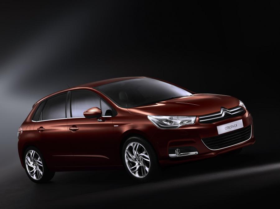  Citroen C4 2010 года  (фото 17 из 147)